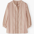 Three quarter sleeve lantern sleeve shirt